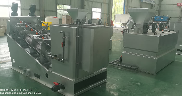 疊螺機(jī)、全自動(dòng)加藥裝置加工中